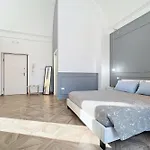 Orchidea Celeste לינה וארוחת בוקר מנפרדוניה