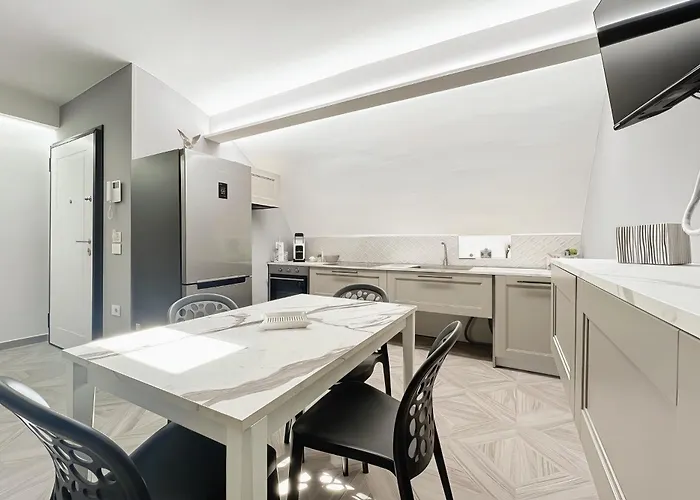 Orchidea Celeste לינה וארוחת בוקר מנפרדוניה