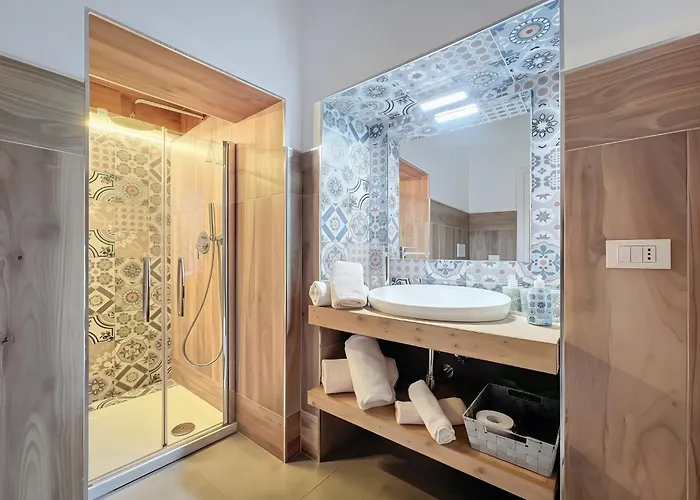 Orchidea Celeste מנפרדוניה